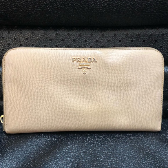 PRADA Handbags - Prada leather wallet purse